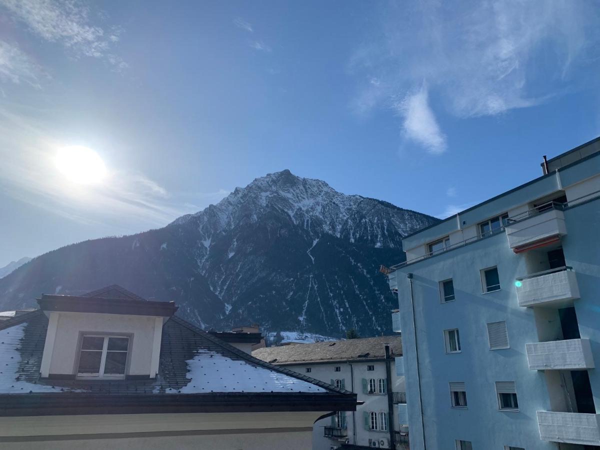 Brig City Mountain View エクステリア 写真
