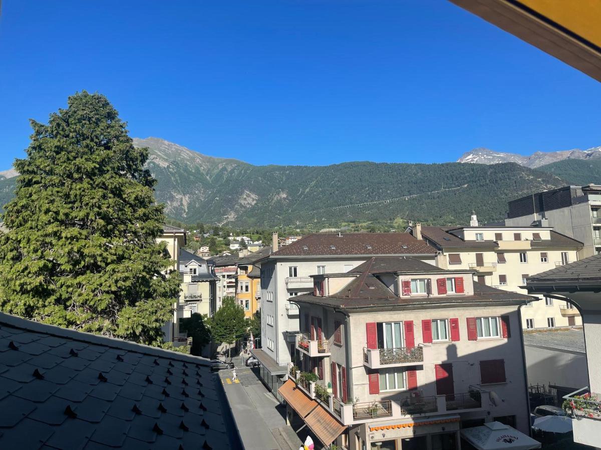 Brig City Mountain View エクステリア 写真